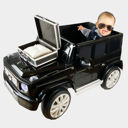 1. 車体前部：アタッシュケースとリングピロー
