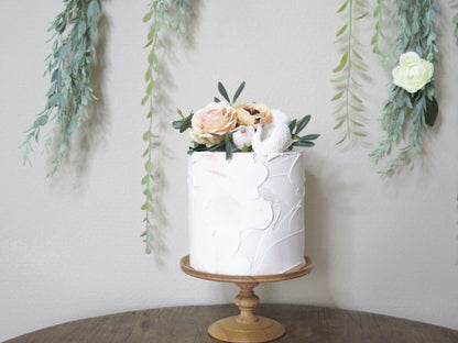 ケーキ：白鳥&フラワー