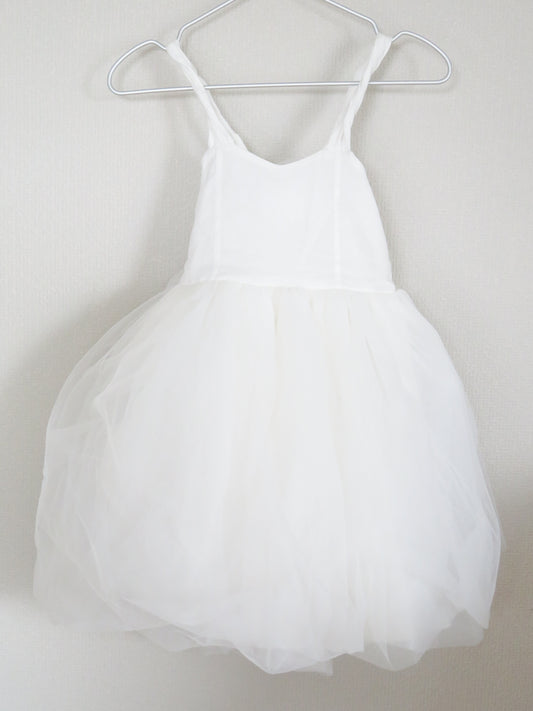 衣装：チュールドレスドレス（3 year old）