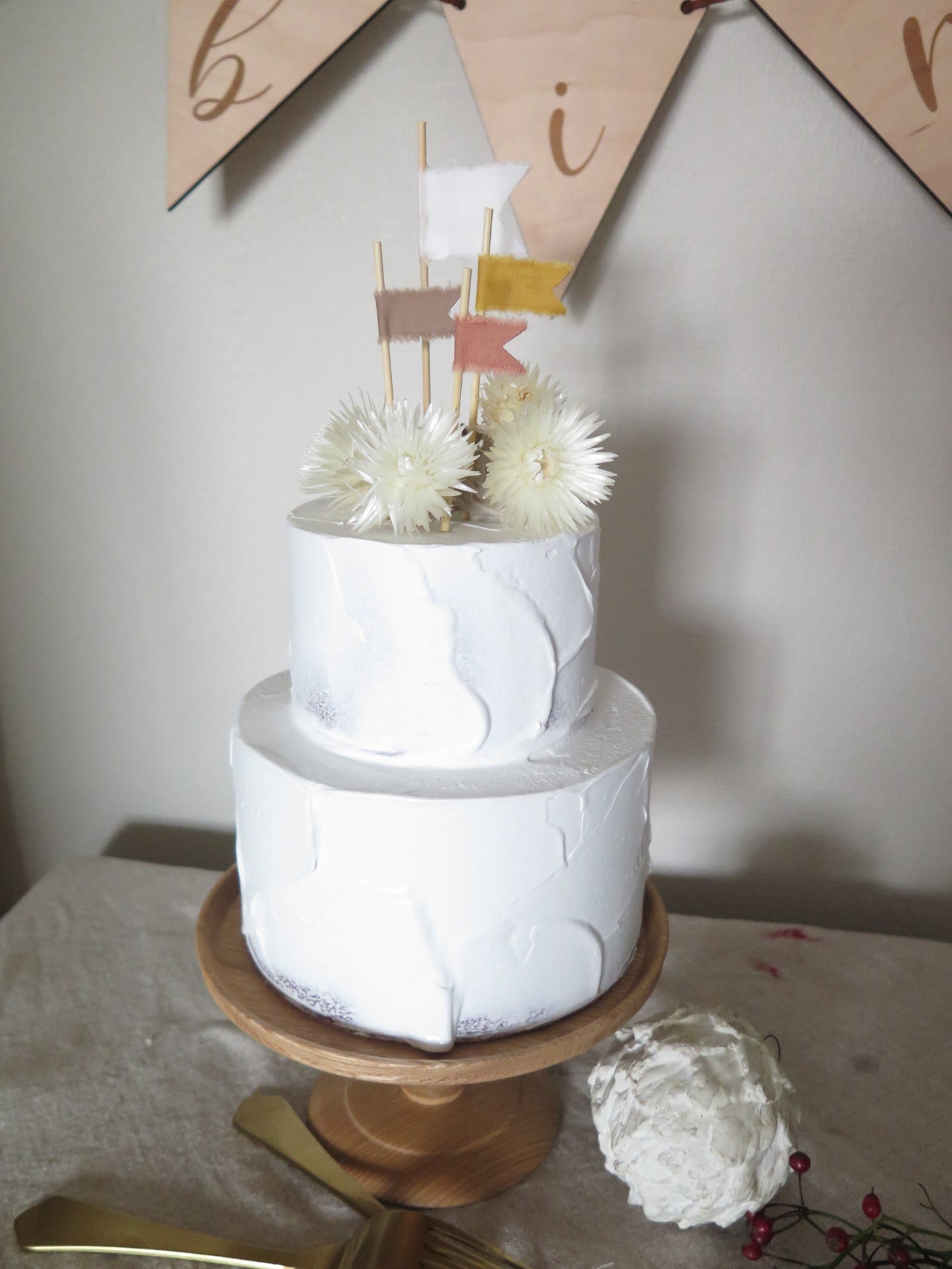 ケーキ：２段ケーキ