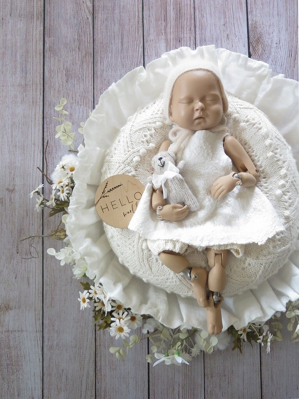 セルフニューボーンフォトのレンタル商品ホワイトナチュラルセット