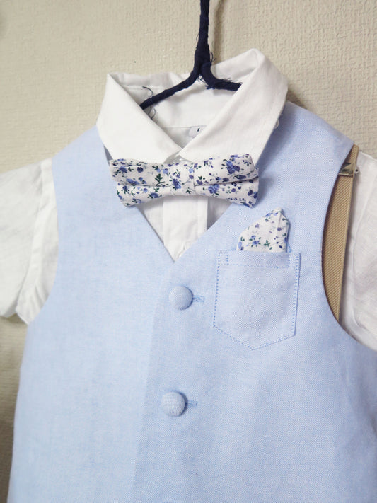 衣装：サックスブルーセットアップ（1 year old）